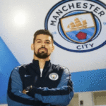 Atacante Nolito, de 36 anos, anunciou aposentadoria (Foto: Manchester City/Divulgação)