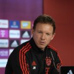 Julian Nagelsmann em coletiva quando comandava o Bayern