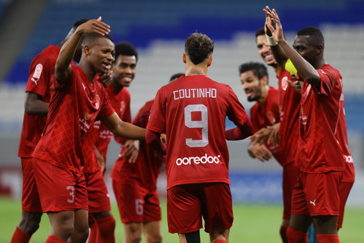 Philippe Coutinho é celebrado pelos novos companheiros