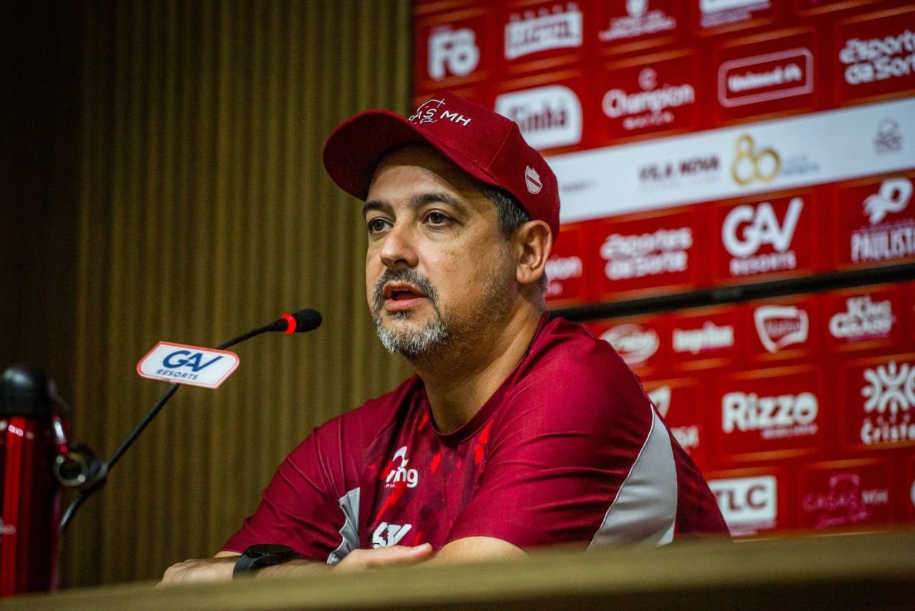 Marquinhos Santos deixa o Comando do Vila Nova