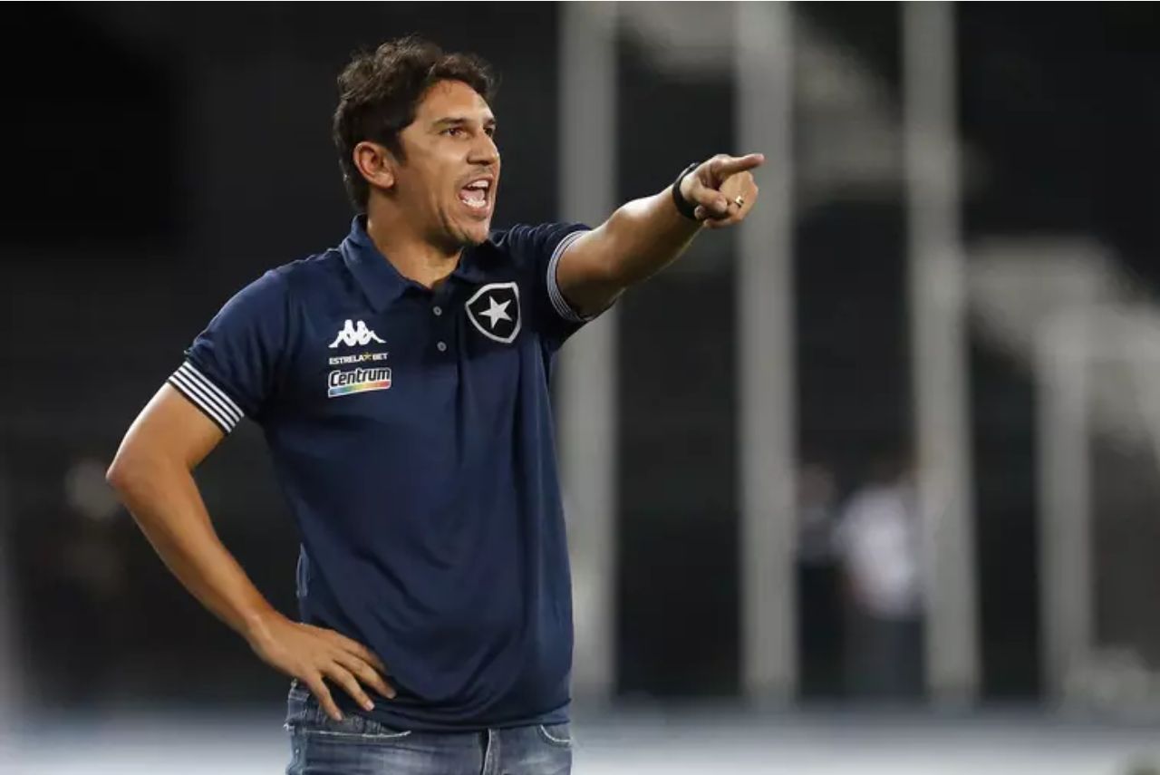 Lúcio Flávio comandará o Botafogo mais uma vez