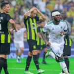 Kessié comemorando o gol do Al-Ahli