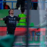 Michael comemorando o primeiro gol do Al-Hilal