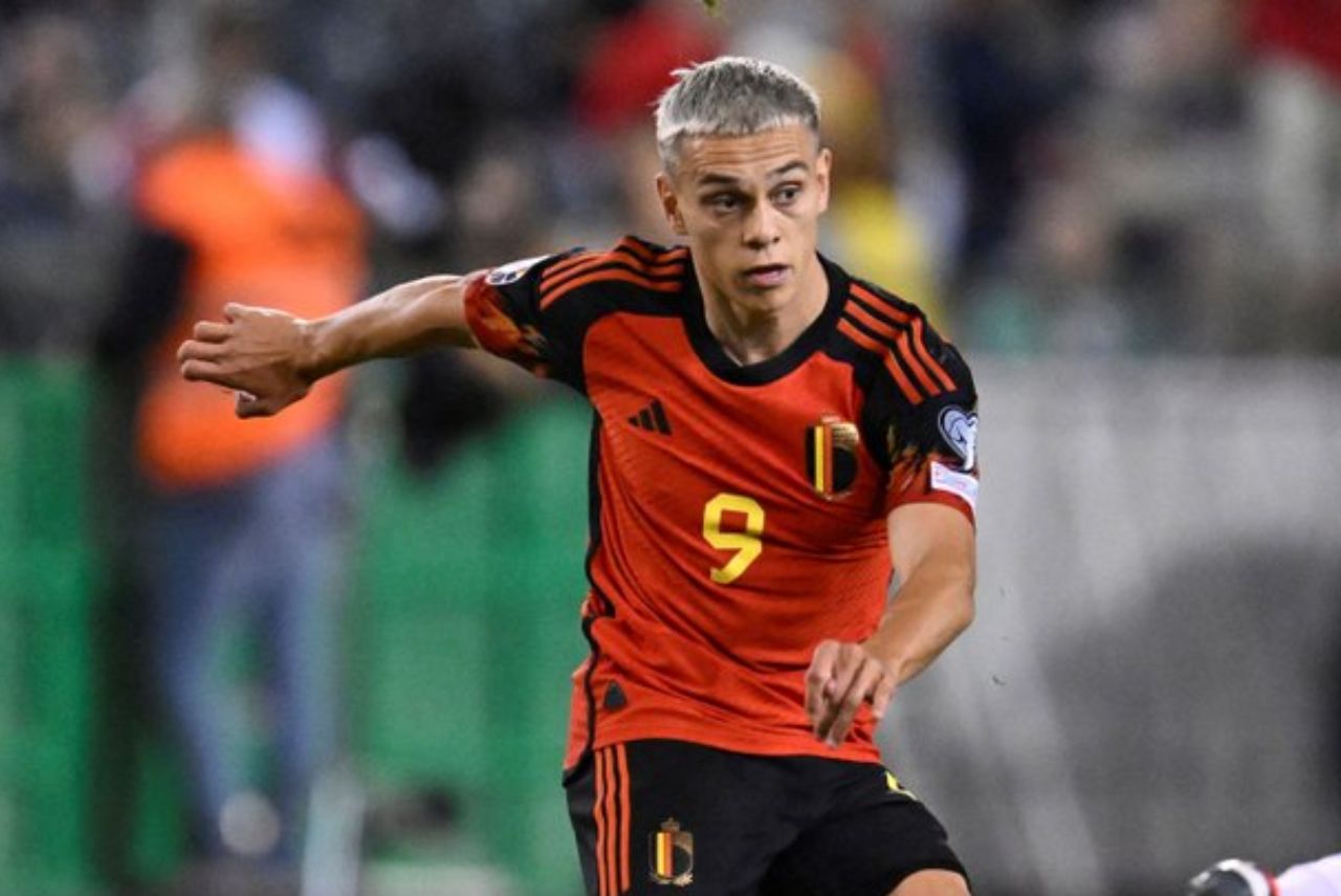 Atacante do Arsenal em ação pela Bélgica