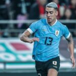 Defensor do Vasco em ação pelo Uruguai