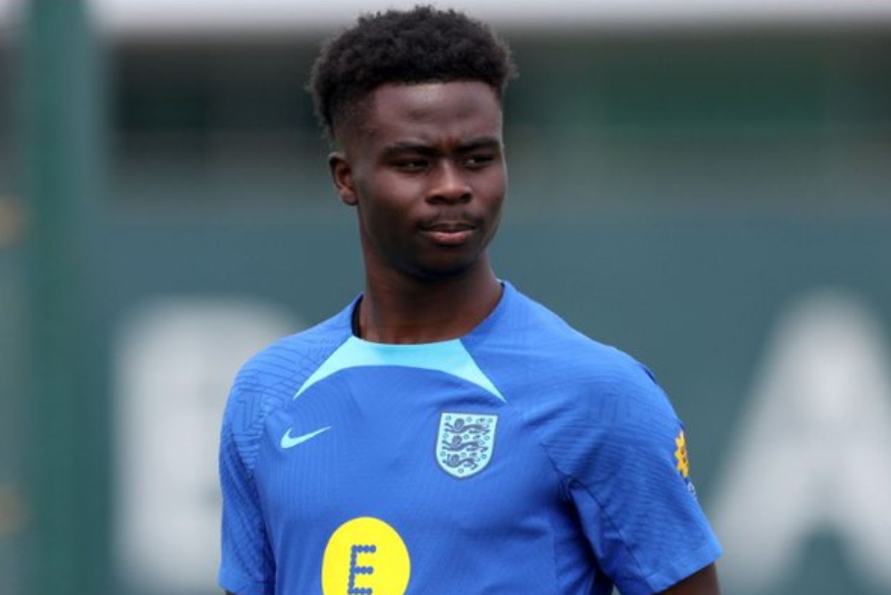 Saka tem 30 jogos e 11 gols pela Inglaterra