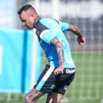 Luan em treinamento pelo Grêmio