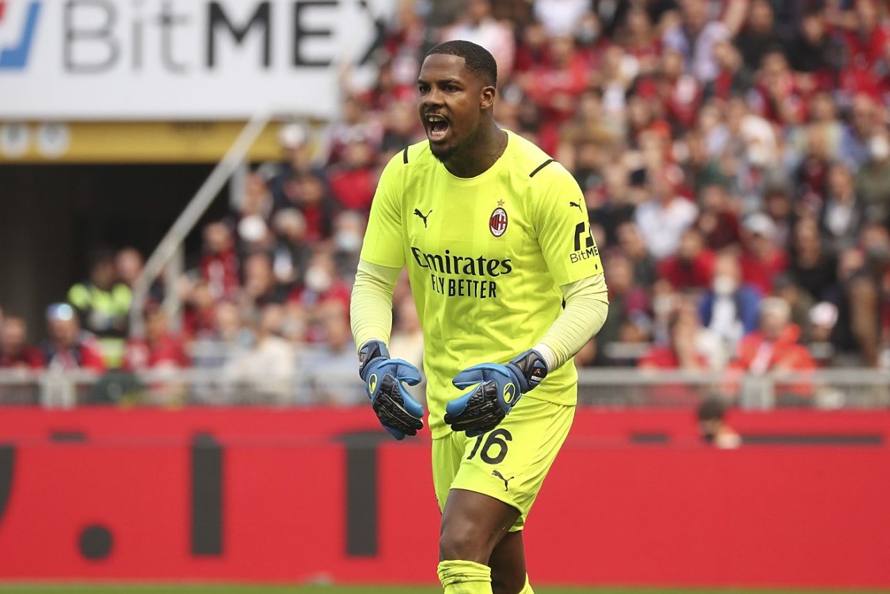 Goleiro francês vive boa fase pelo Milan