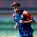 Lamine Yamal em treino com a Espanha