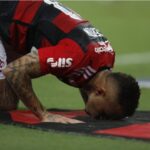 Atacante do Flamengo pode iniciar a partida contra o ex-time