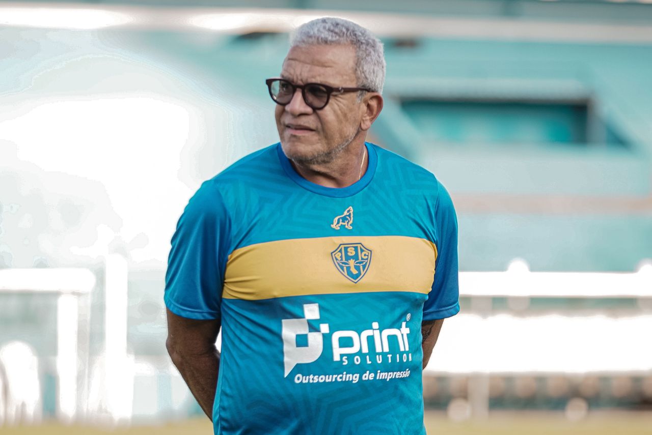 Hélio dos Anjos, técnico do Paysandu
