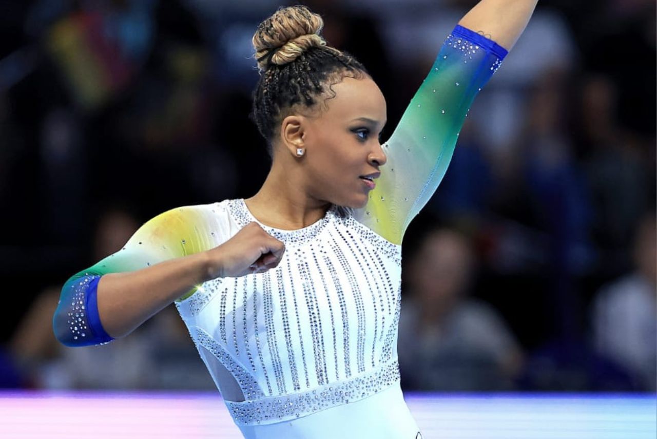 Rebeca Andrade se classificou para quatro finais do Mundial (Foto: CBGinástica/Divulgação)
