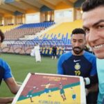 Colegas do Al-Nassr celebraram recordes de Cristiano Ronaldo (Foto: Al-Nassr/X/Reprodução)