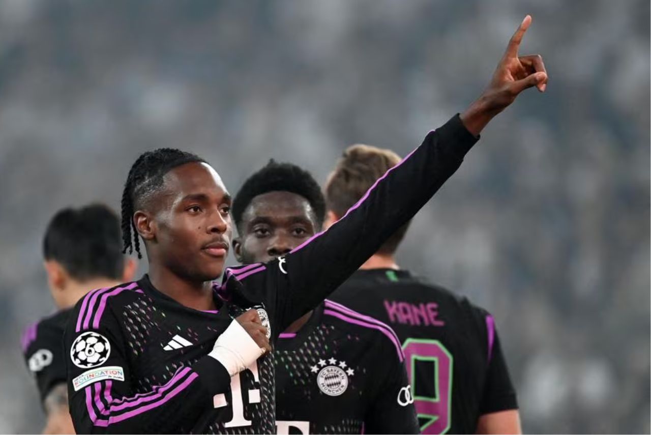 Mathys Tel marcou o gol da vitória do Bayern sobre o Copenhage (Foto: UEFA/Divulgação)