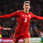 Harry Wilson marcou os dois da vitória de Gales sobre a Croácia (Foto: UEFA/Divulgação)