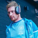 De Bruyne se recupera de lesão no Manchester City (Foto: ManCity/X/Reprodução)