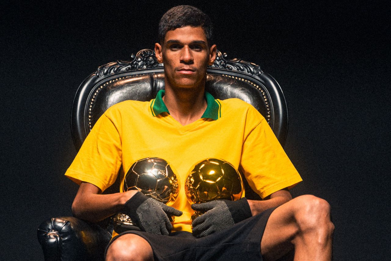 Influenciador Luva de Pedreiro representará o Brasil na Bola de Ouro 2023 (Foto: X/Reprodução)