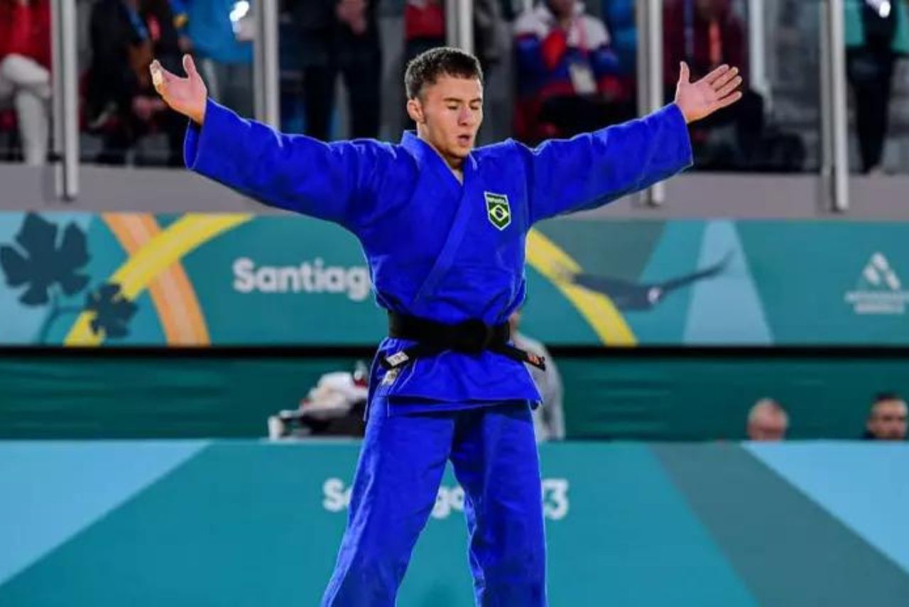 Michel Augusto conquistou o ouro na categoria 60 kg masculino do judô (Foto: Anderson Neves/CBJ)