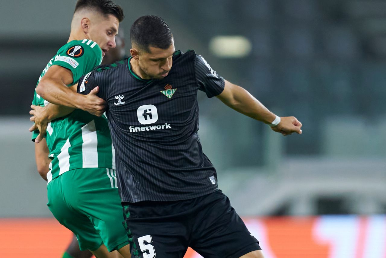 Betis venceu apertado o duelo contra o Aris Limassol (Foto: Real Betis/X/Reprodução)