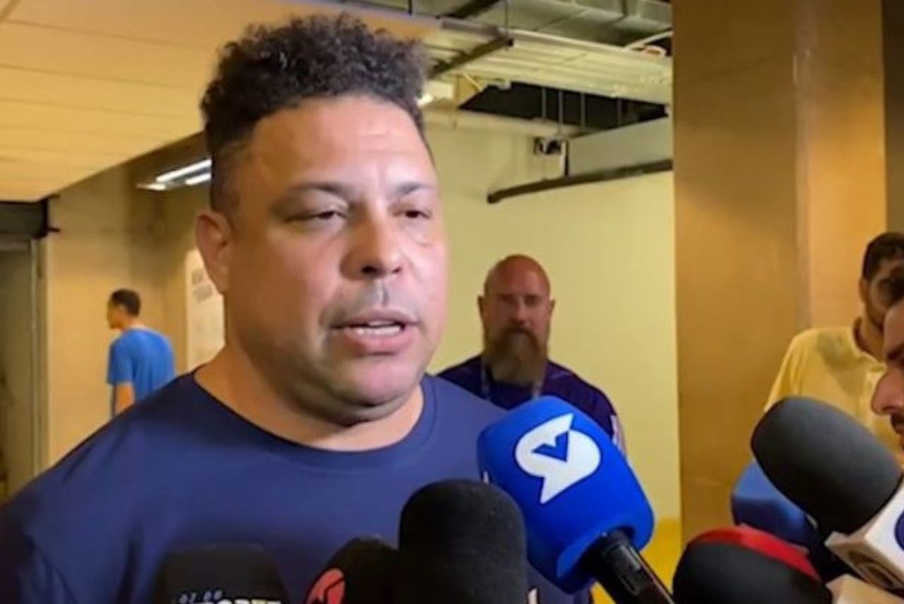 Ronaldo concedeu entrevista após a derrota do Cruzeiro para o Flamengo (Foto: TV Globo/Reprodução)