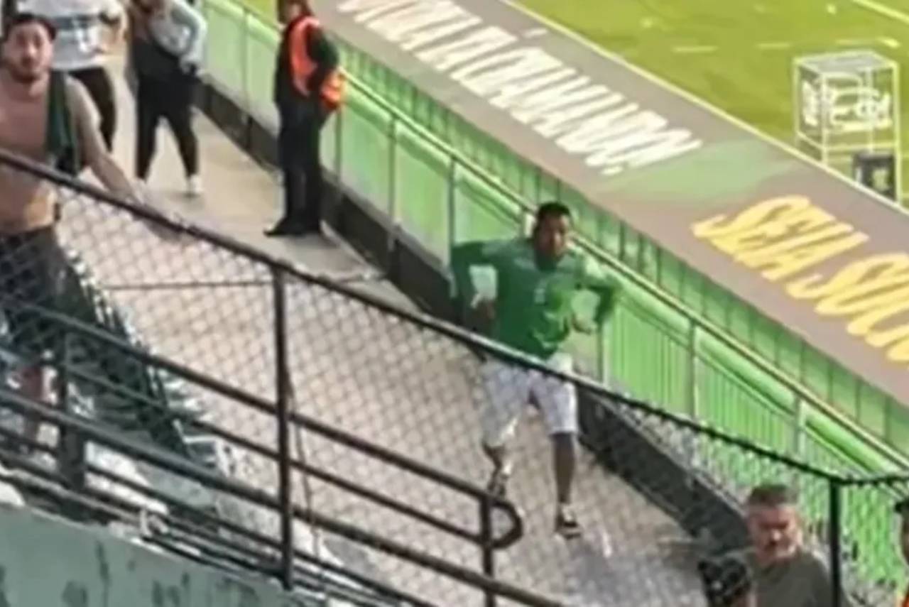 Torcedores do Coritiba imitam macaco