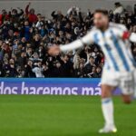 Torcida argentina acompanha seleção nas Eliminatórias da Copa do Mundo 2026 (Foto: Luis Robayo/AFP)