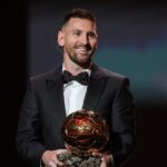 Messi durante cerimônia em Paris