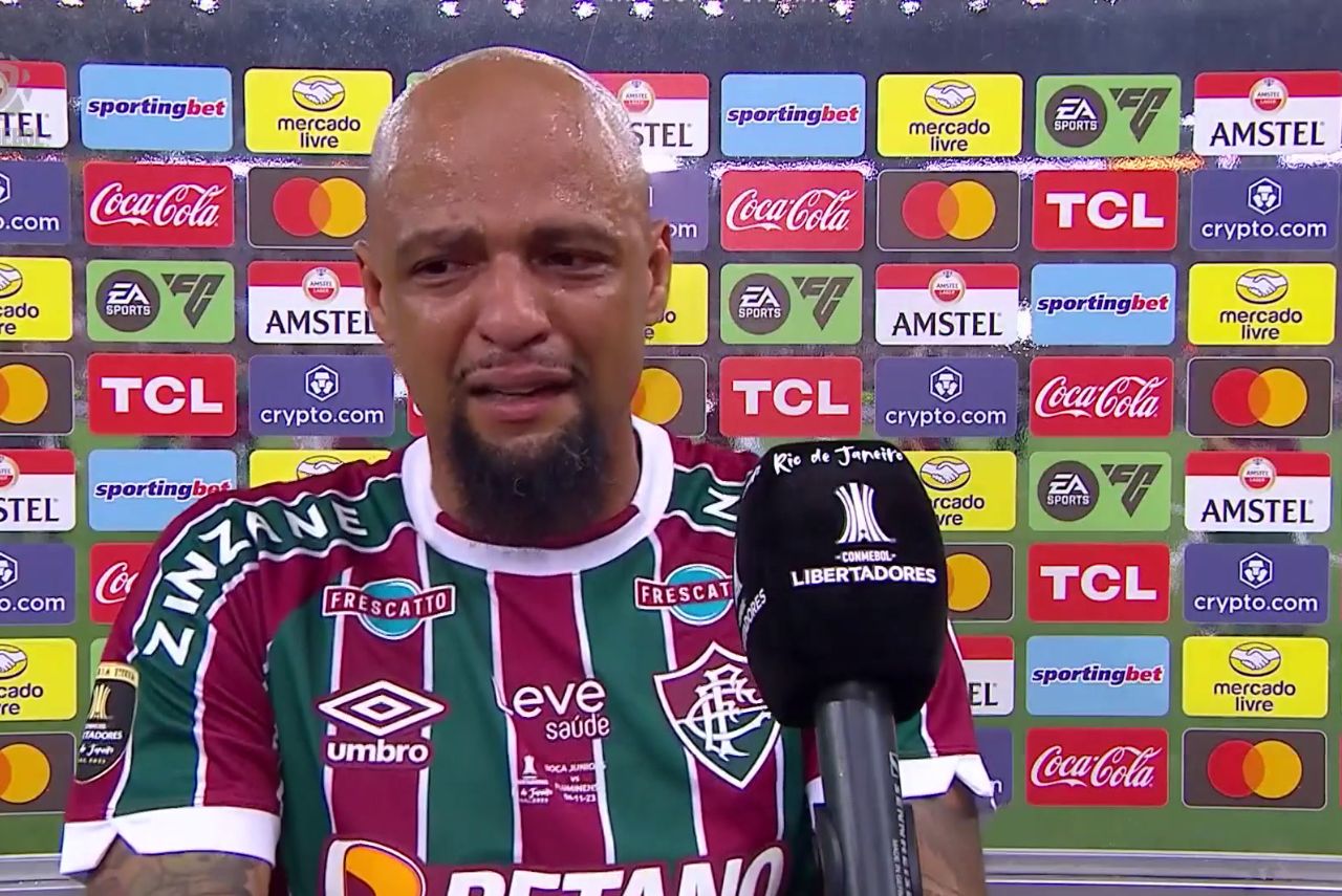 Volante do Fluminense emocionado após conquista