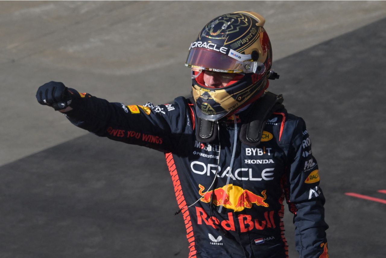 Max Verstappen comemora mais uma vitória