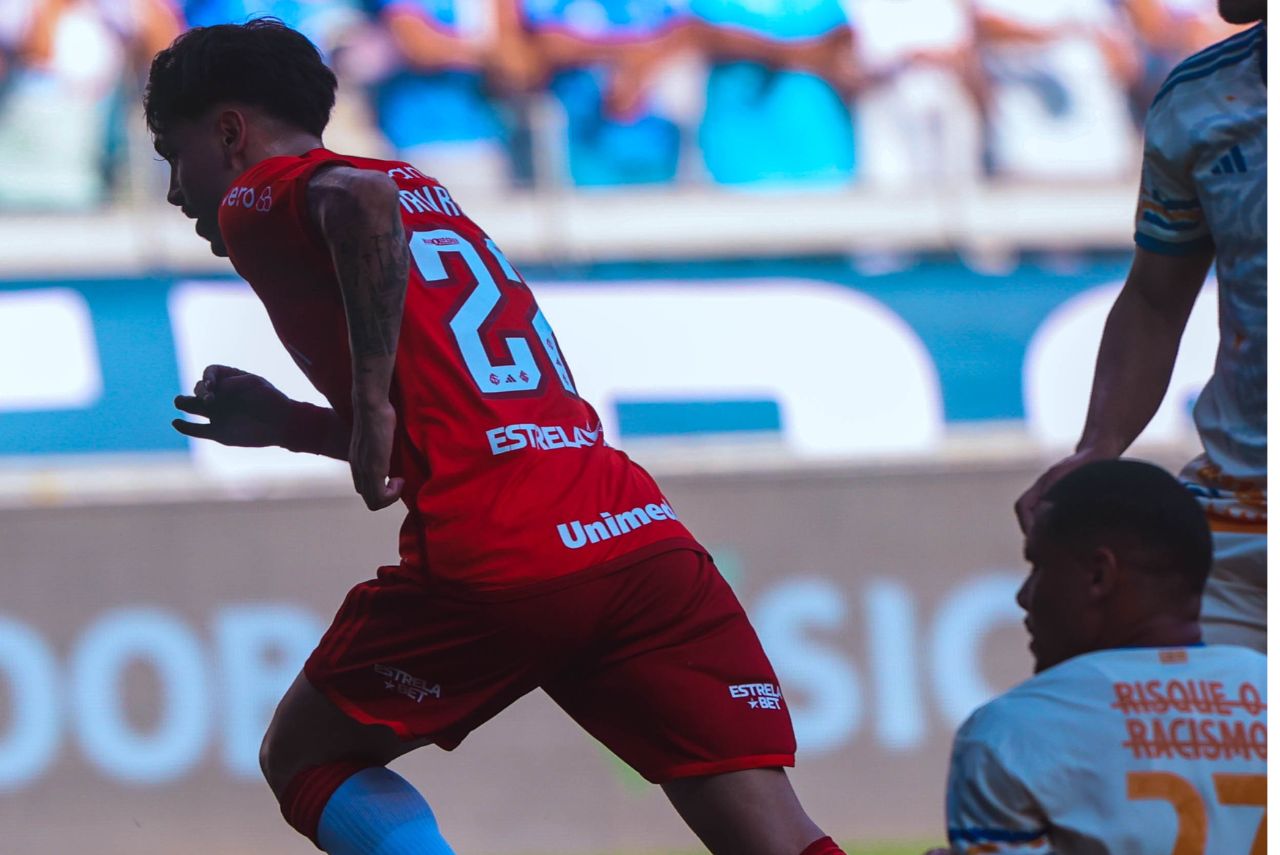 Maurício abriu o placar contra o Cruzeiro