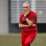 Tite chegou ao sexto jogo pelo Flamengo
