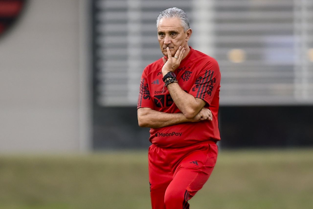 Tite chegou ao sexto jogo pelo Flamengo