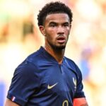Jovem meia foi convocado para a seleção principal da França