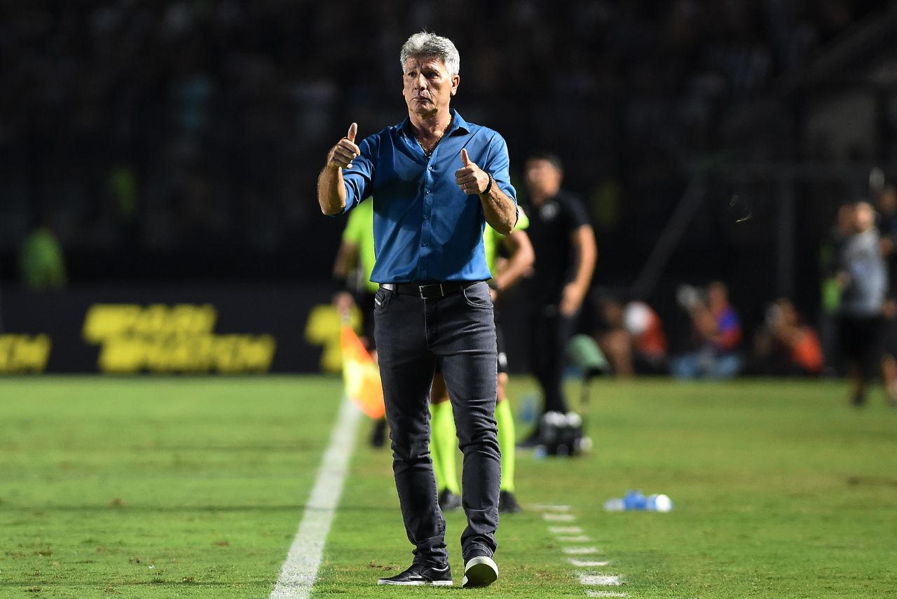 Treinador do Grêmio em São Januário