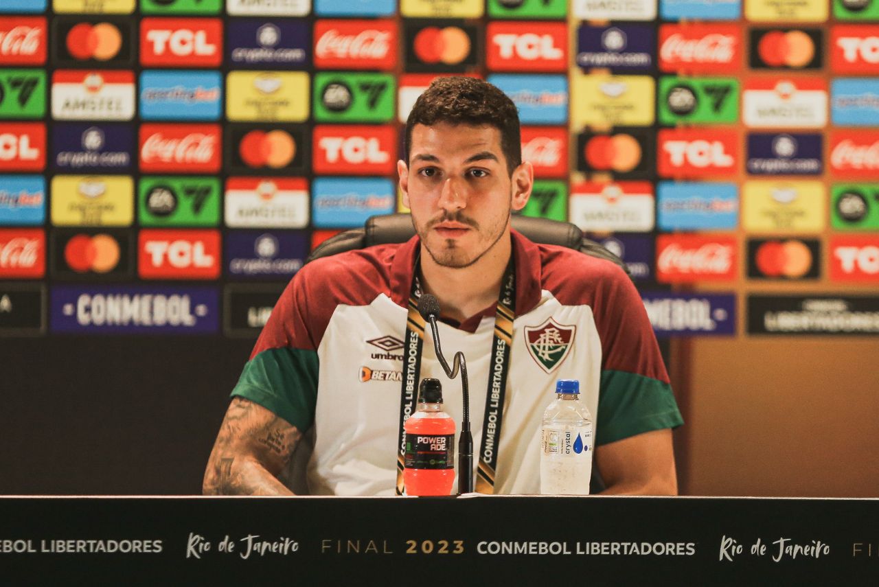 Nino confirmou conversas para deixar o Fluminense Foto: Lucas Merçon/Fluminense
