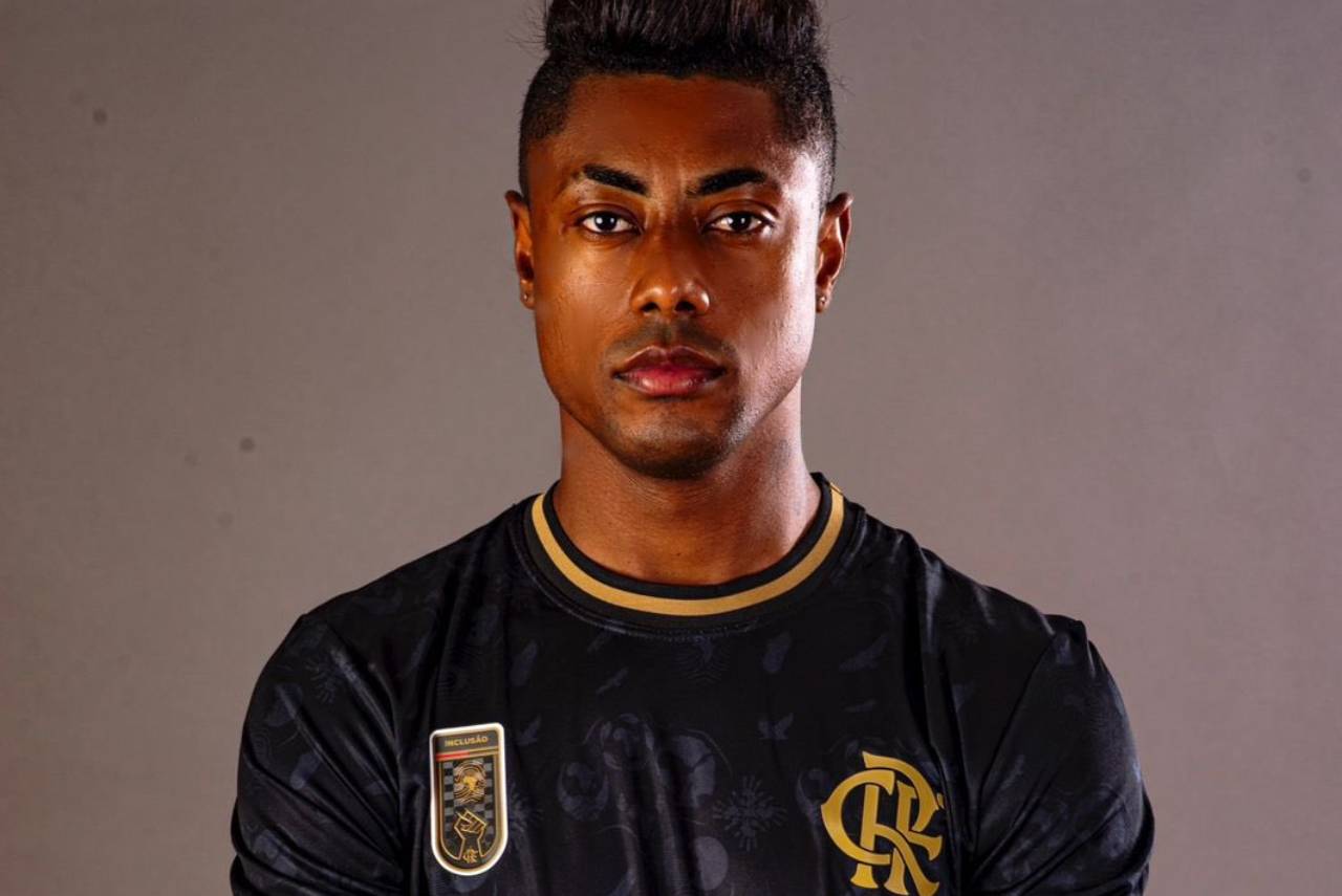 Flamengo lançou camisa nesta sexta-feira (17)