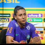 Bia analisou os confrontos com o Japão