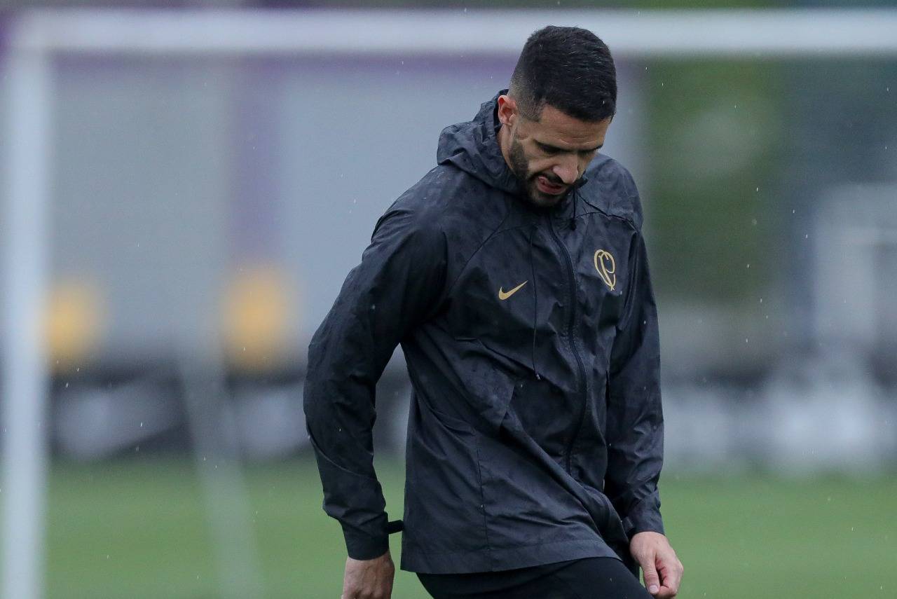 Renato Augusto em treino do Corinthians