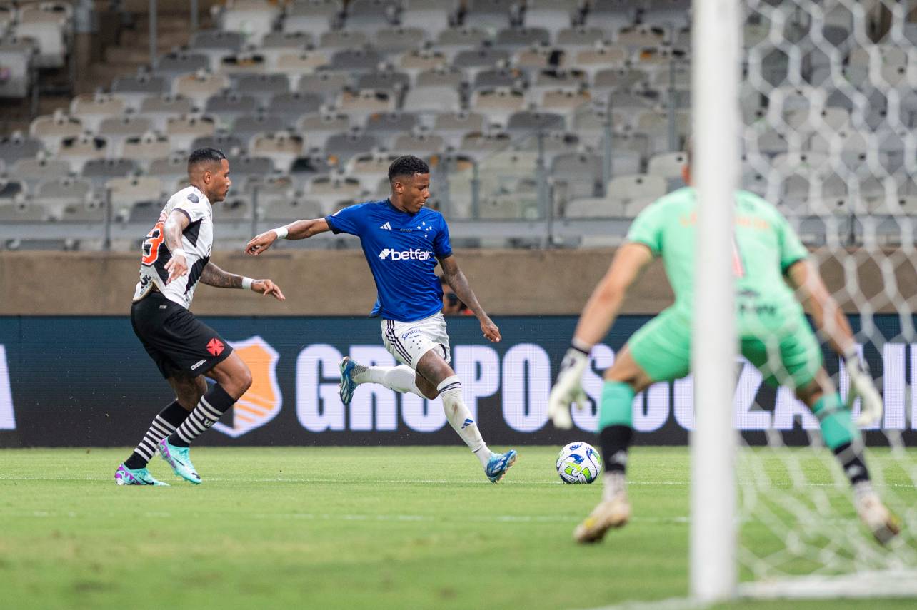 Cruzeiro e Vasco empataram em 2x2