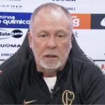 Mano Menezes, técnico do Corinthians, em entrevista ao Arena SBT (Foto: SBT/Reprodução)