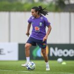 Marta durante treino da Seleção Brasileira
