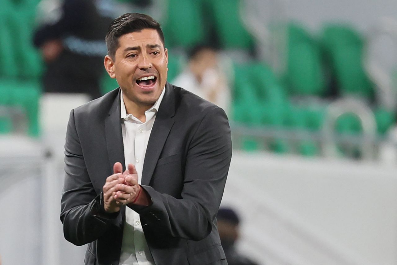 Nicolás Córdova será o novo treinador interino do Chile (Foto: Karim Jaafar/AFP)