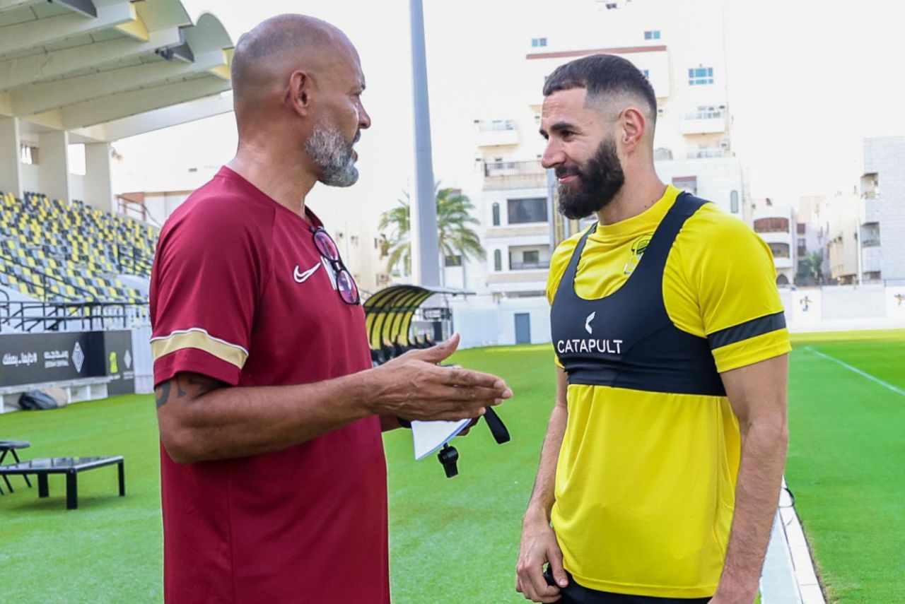 Discussão entre Nuno Espírito Santo e Benzema contribuiu para demissão do treinador (Foto: Al-Ittihad/Divulgação)