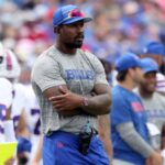 Von Miller tem um mandado de prisão expedido