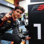 Caio Collet comemora vitória na Fórmula 3 em 2023