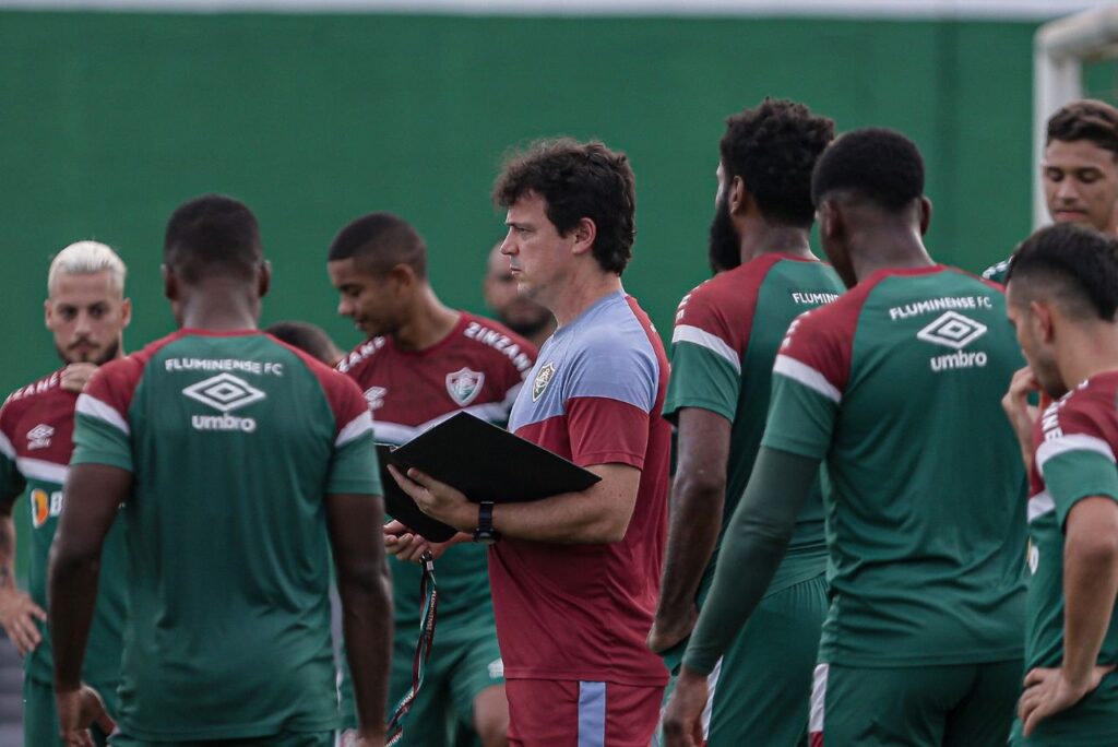 Diniz em treino do Fluminense