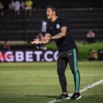 Thiago Carpini estava com conversas adiantas com o Santos