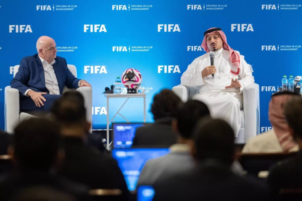 Presidente da Fifa divulgou formato da Copa Intercontinental neste domingo (17). Foto: Divulgação