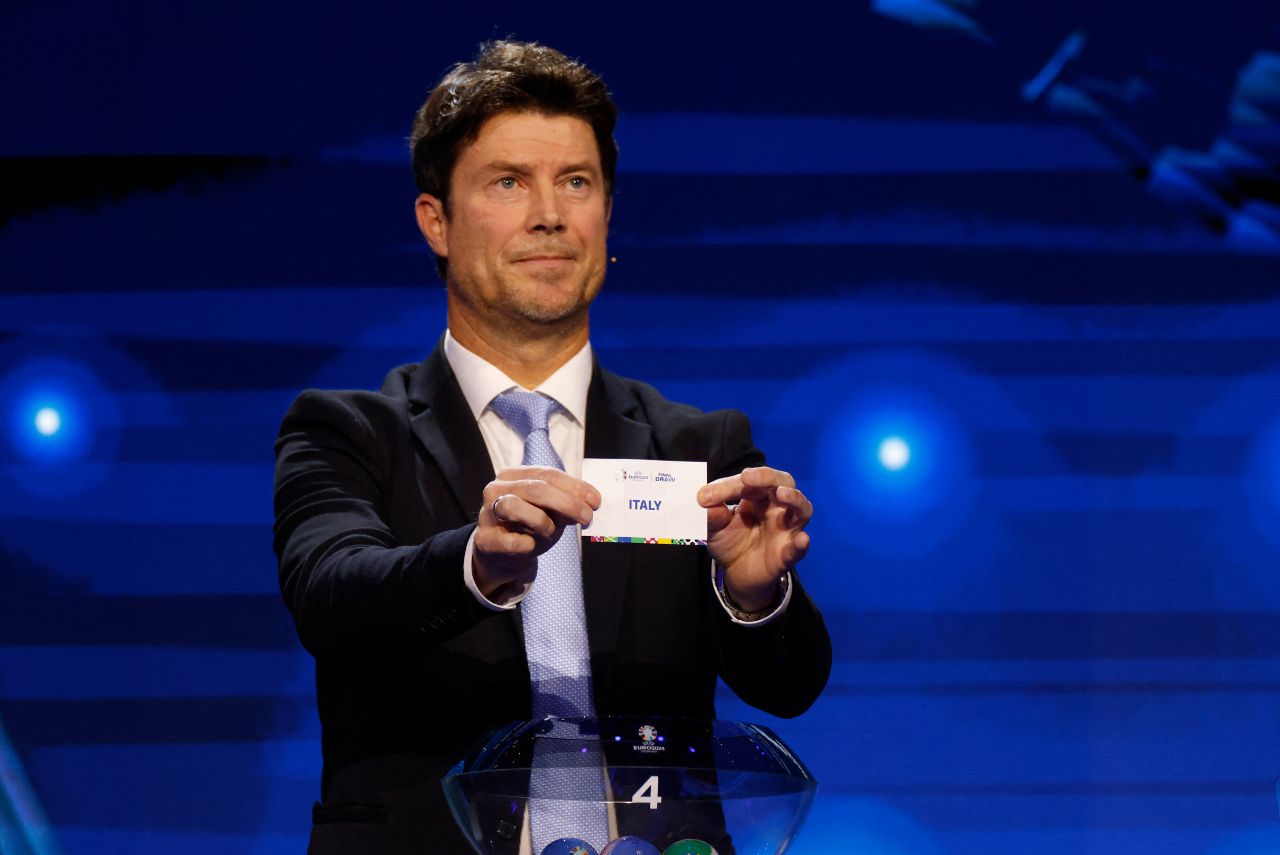 Grupos da Euro 2024 foram definidos em sorteio (Foto: Odd Andersen/AFP)