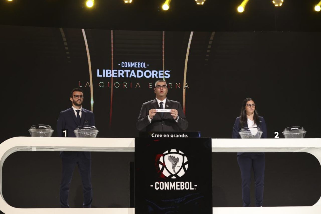 Conmebol sorteou confrontos para a primeira e segunda fases da Libertadores 2024 (Foto: Divulgação)